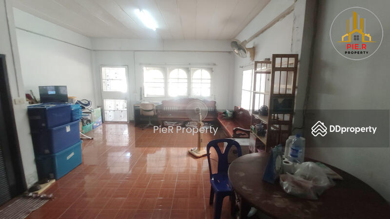 For Sale - Moobaan The Master Royal, Soi Chaloem Phrakiat 53, Bangkok