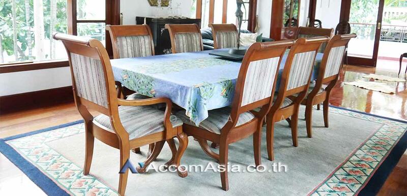 For Rent - 5 Bedrooms House for Rent in Sukhumvit, Bangkok near BTS Ekkamai (AA22749), Bangkok