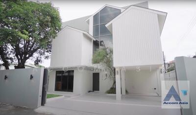 ขาย - Pet friendly | 3 Bedrooms House for Sale and Rent in Sukhumvit, Bangkok (AA35371), กรุงเทพ