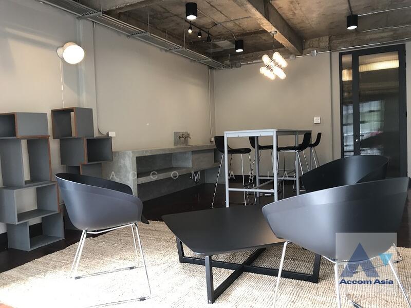 ให้เช่า - 4 Bedrooms House for Rent in Sukhumvit, Bangkok near BTS Phrom Phong AA35138, กรุงเทพ