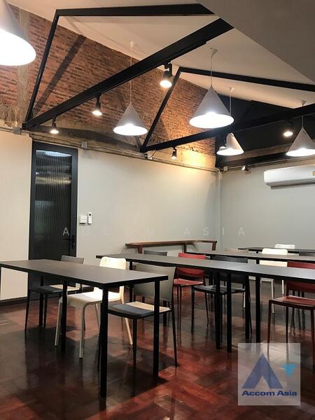 ให้เช่า - 4 Bedrooms House for Rent in Sukhumvit, Bangkok near BTS Phrom Phong AA35138, กรุงเทพ