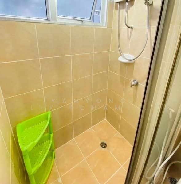 Supalai City Home Ratchada 10, Bangkok, Soi Ratchadaphisek 10, Ratchadaphisek Road, Huai Khwang, Huai Khwang, Bangkok, Studio, 30 sqm, Condo For Rent, by Yanyong Likitdhammakul, 11187170 - DDproperty.com