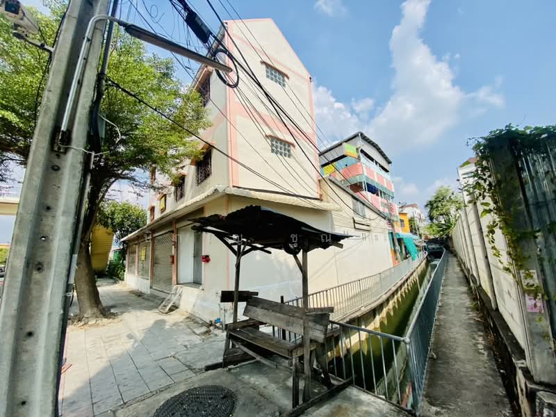 ติดถนนยานนาวา, กรุงเทพ, - ยานนาวา, บางโพงพาง, ยานนาวา, กรุงเทพ, 272 ตร.ม., ที่ดิน ขาย, โดย กษิกาญ ชุณหมณี, 11188777 - DDproperty.com