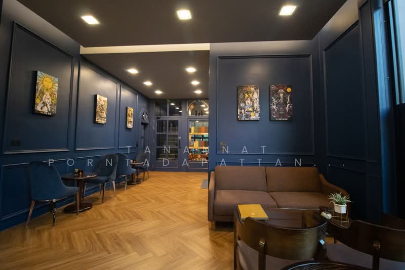 บ้านสไตล์ค่าเฟ่ โมเดิร์น ขายพร้อมอุปกรณ์ร้านอาหาร 4 ห้องนอน พร้อมสระว่ายน้ำ, เชียงใหม่, หนองหาร, สันทราย, เชียงใหม่, 400 ตร.ม., บ้านเดี่ยว ขาย, โดย Tanannat Porntadapattanayothin, 11189009 - DDproperty.com