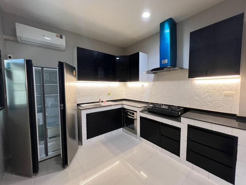 Grand Bangkok Boulevard Sathorn-Kanlapaphruek : แกรนด์ บางกอก บูเลอวาร์ด สาทร-กัลปพฤกษ์, กรุงเทพ, ถนน กัลปพฤกษ์, บางแค, กรุงเทพ, 400 ตร.ม., บ้านเดี่ยว ให้เช่า, โดย รัฐพล ศิวาโมกข์, 11189375 - DDproperty.com