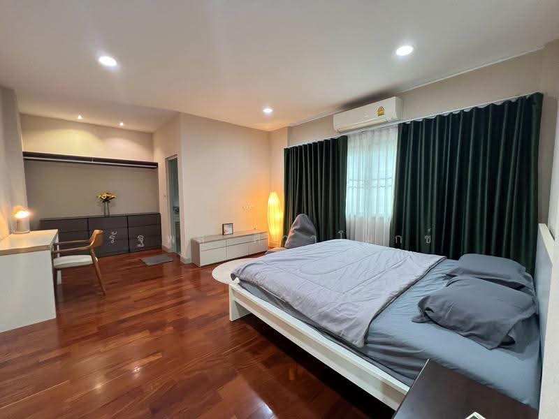 Grand Bangkok Boulevard Sathorn-Kanlapaphruek, Bangkok, Kanlapaphruek Road, Bang Khae, Bangkok, 4 Bedrooms, 400 sqm, Single Detached House For Rent, by Rattapon Sivamok, 11189375 - DDproperty.com