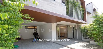 ขาย - 3 Bedrooms House for Sale and Rent in Sukhumvit, Bangkok near BTS Ekkamai (AA27802), กรุงเทพ