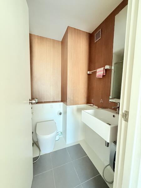 For Rent - Blossom Condo @ Sathorn-Charoenrat, Bangkok