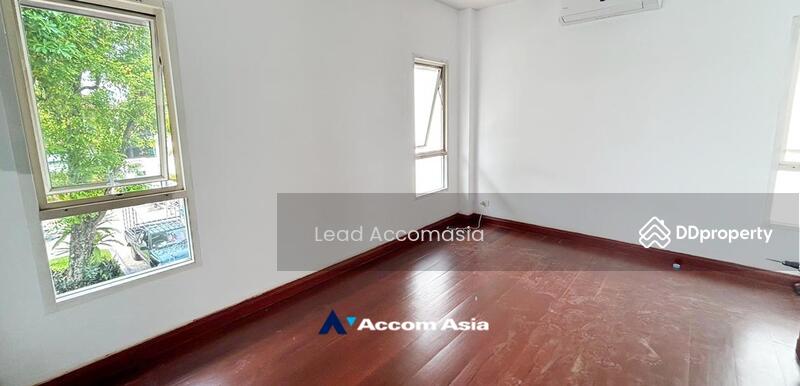 Private Swimming Pool, Pet friendly 4 Bedrooms House for Rent in Sukhumvit Bangkok near BTS Ekkamai, Bangkok, Khlong Tan Nua, Watthana, Bangkok, 4 Bedrooms, 560 sqm, Single Detached House For Rent, by Accom Asia, 11193270 - DDproperty.com