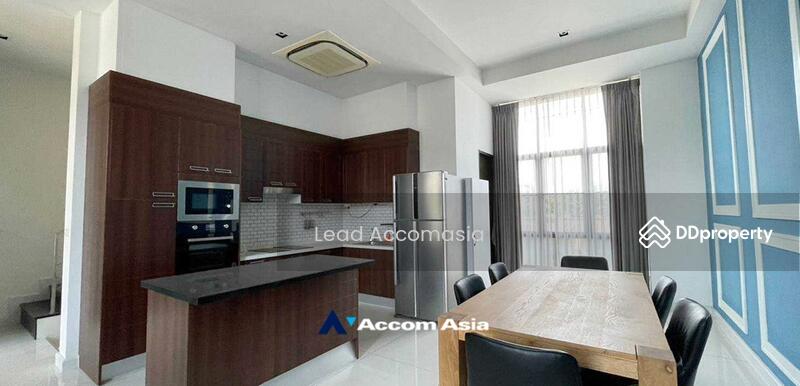 The Park Lane 22, Bangkok, 42 Soi Pridi Banomyong 45, Khlong Tan Nua, Watthana, Bangkok, 3 Bedrooms, 250 sqm, Townhouse For Rent, by Accom Asia, 11193604 - DDproperty.com