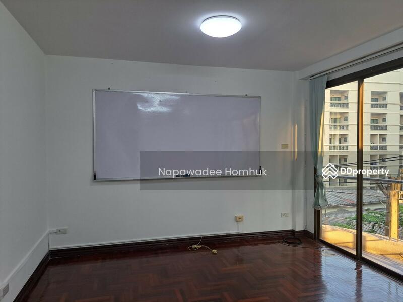 อาคารพานิชย์, Bangkok, Huai Khwang, Huai Khwang, Bangkok, , 300 sqm, Shophouse For Sale, by Napawadee Homhuk, 11193807 - DDproperty.com