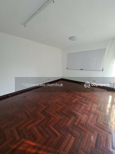 อาคารพานิชย์, Bangkok, Huai Khwang, Huai Khwang, Bangkok, , 300 sqm, Shophouse For Sale, by Napawadee Homhuk, 11193807 - DDproperty.com