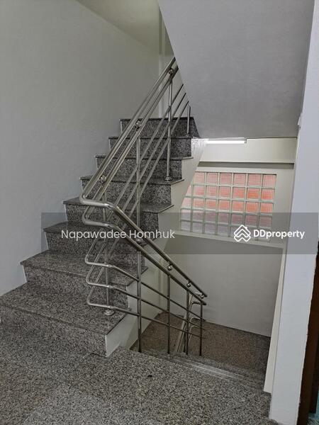 อาคารพานิชย์, Bangkok, Huai Khwang, Huai Khwang, Bangkok, , 300 sqm, Shophouse For Sale, by Napawadee Homhuk, 11193807 - DDproperty.com