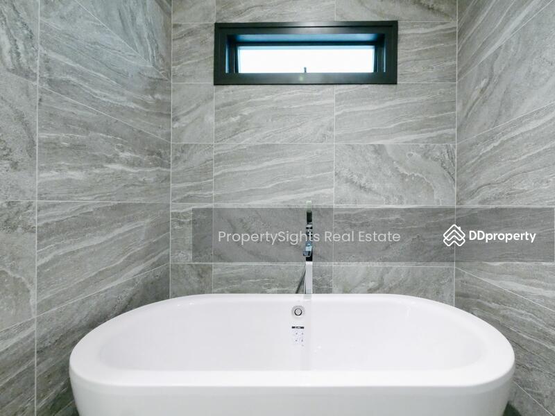 The Esse Sukhumvit 36, Bangkok, Soi Sukhumvit 36, Sukhumvit Road, Phra Kanong, Khlong Toei, Bangkok, 3 Bedrooms, 124 sqm, Condo For Rent, by PROPERTYSIGHTS REAL ESTATE, 11196107 - DDproperty.com