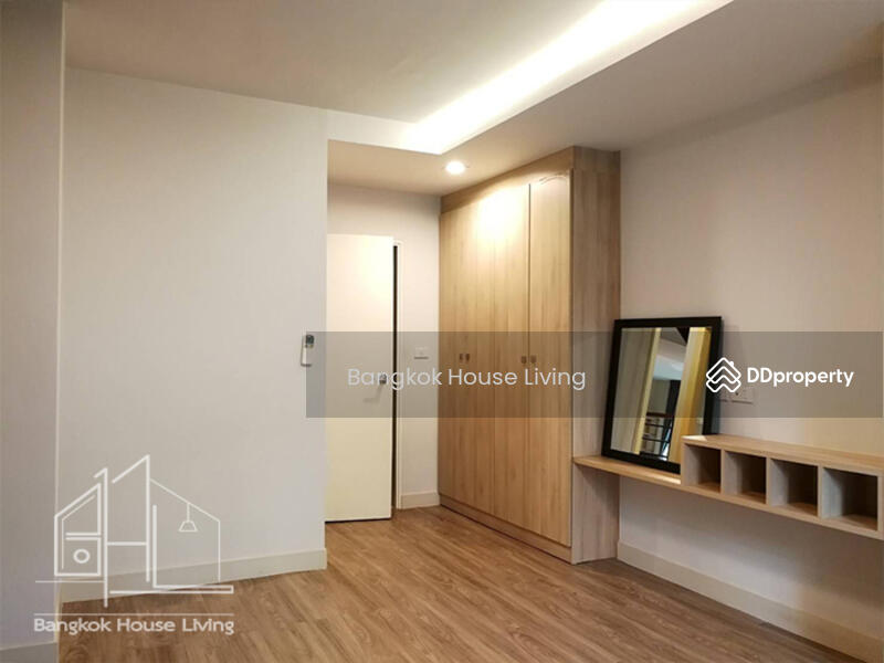 Lily House Mansion, Bangkok, 209 Soi Sukhumvit 31, Khlong Tan Nua, Watthana, Bangkok, 3 Bedrooms, 292 sqm, Apartment For Rent, by Bangkok House Living, 11196162 - DDproperty.com