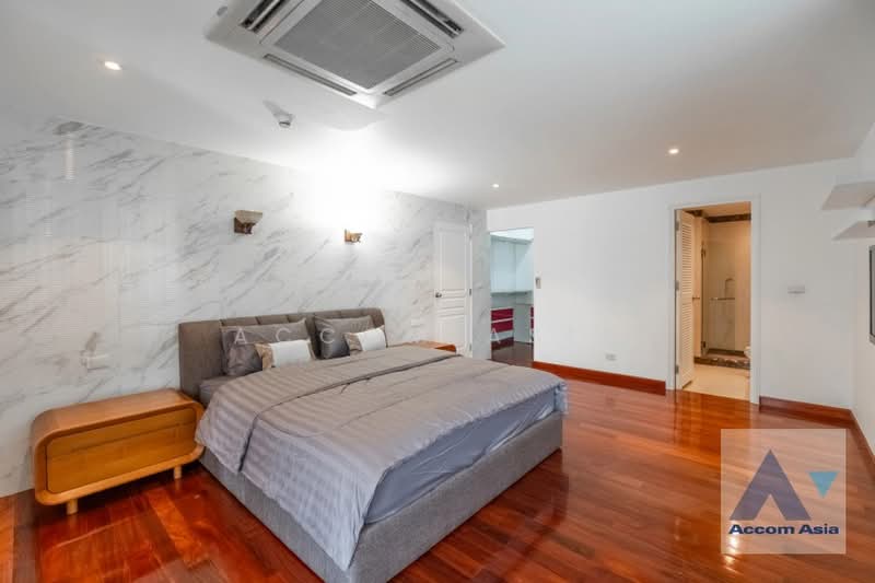 Baan Ananda, Bangkok, Sukhumvit 61, Khlong Tan Nua, Watthana, Bangkok, 3 Bedrooms, 300 sqm, Condo For Rent, by Accom Asia, 11198180 - DDproperty.com