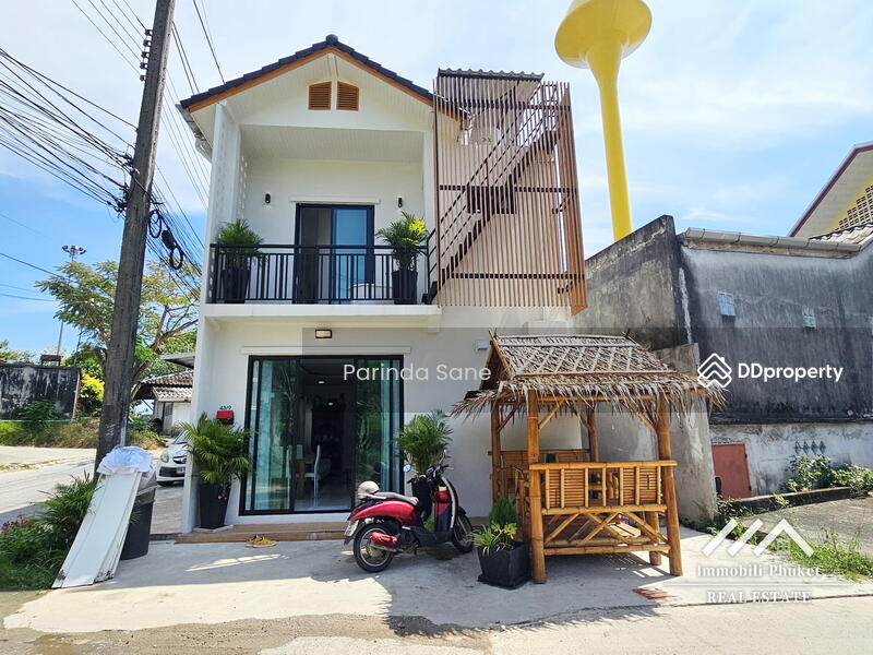 A Little 3 bedrooms house near Chalong Bay For Sale, Phuket, Chalong