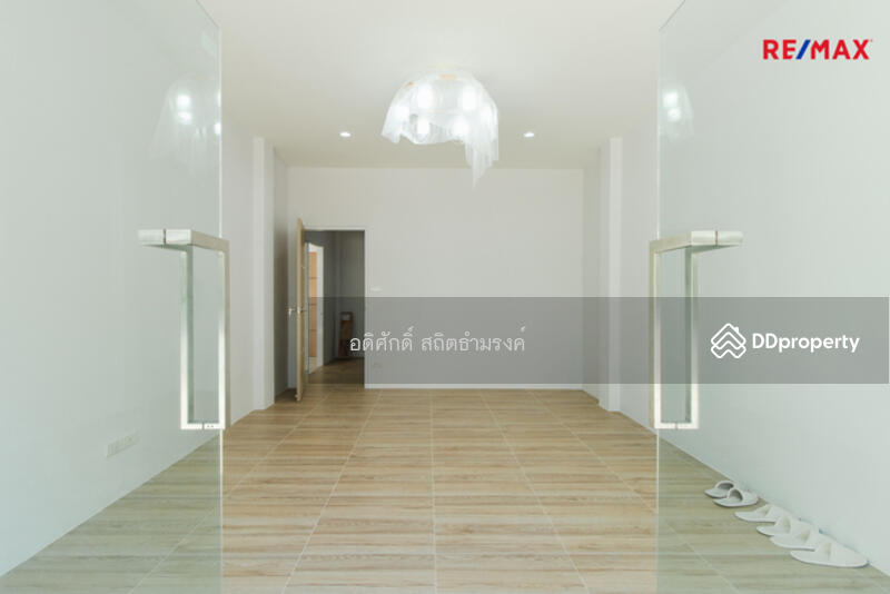 For Sale - ขาย/เช่า ตึกแถวรีโนเวทใหม่ เป็นสำนักงานพร้อมที่อยู่อาศัย ซอยอ่อนนุช70/1, สุขุมวิท77, ประเวศ 57, Bangkok