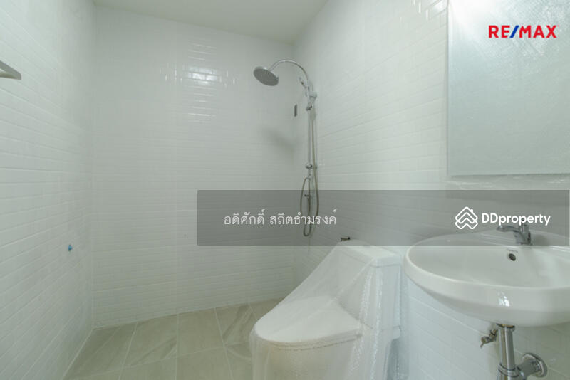 ขาย - ขาย/เช่า ตึกแถวรีโนเวทใหม่ เป็นสำนักงานพร้อมที่อยู่อาศัย ซอยอ่อนนุช70/1, สุขุมวิท77, ประเวศ 57, กรุงเทพ