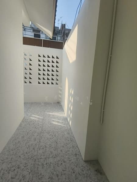 Townhouse for sale, Wang Thong Thani, Rangsit, Lam Luk Ka, Khlong 1 (near Zeer Rangsit), Pathum Thani, Khu Khot, Lam Luk Ka, Pathum Thani, 3 Bedrooms, 120 sqm, Townhouse For Sale, by สุภิญญา นามพงษ์, 11200656 - DDproperty.com