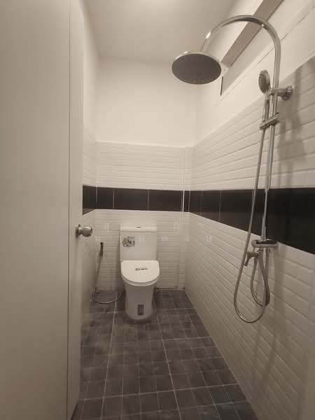 For Sale - Townhouse for sale, Wang Thong Thani, Rangsit, Lam Luk Ka, Khlong 1 (near Zeer Rangsit), Pathum Thani