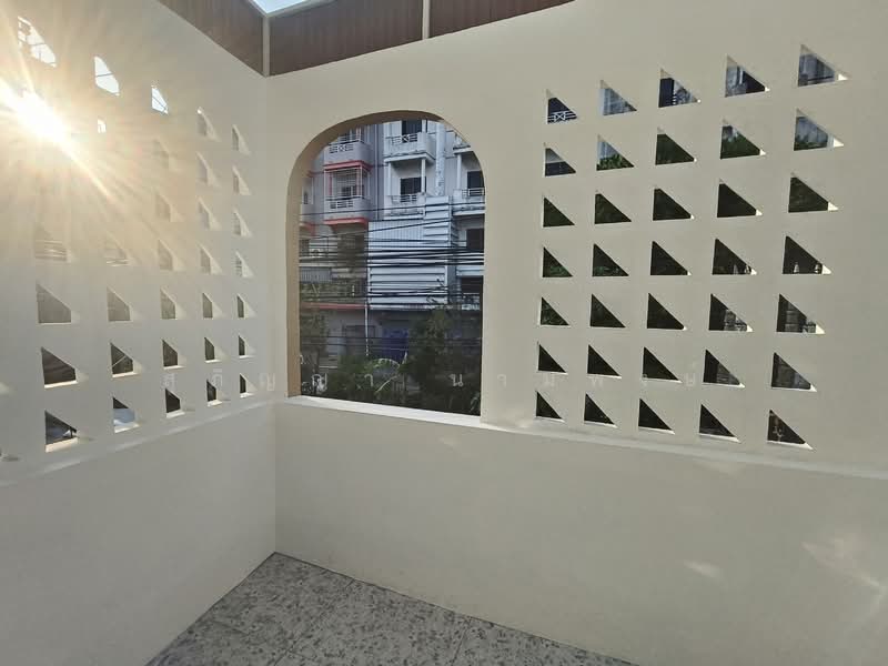 For Sale - Townhouse for sale, Wang Thong Thani, Rangsit, Lam Luk Ka, Khlong 1 (near Zeer Rangsit), Pathum Thani