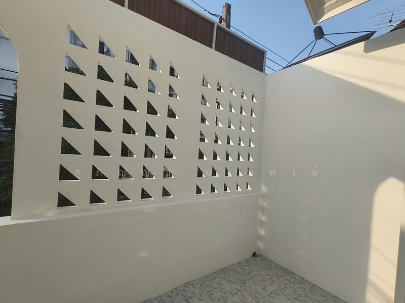 ขาย - ขายทาวน์เฮ้าส์ วังทองธานี รังสิต ลำลูกกา คลอง 1 (ใกล้เซียร์รังสิต), ปทุมธานี