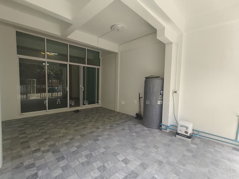 For Sale - Townhouse for sale, Wang Thong Thani, Rangsit, Lam Luk Ka, Khlong 1 (near Zeer Rangsit), Pathum Thani