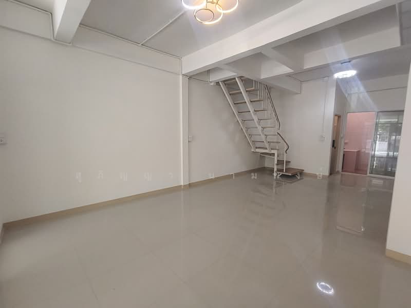 For Sale - Townhouse for sale, Wang Thong Thani, Rangsit, Lam Luk Ka, Khlong 1 (near Zeer Rangsit), Pathum Thani