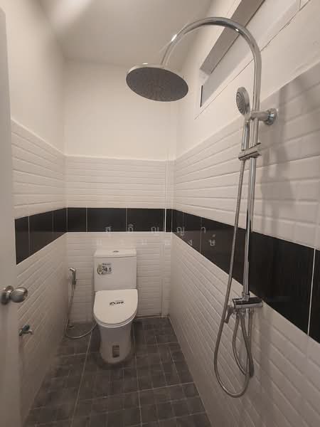 For Sale - Townhouse for sale, Wang Thong Thani, Rangsit, Lam Luk Ka, Khlong 1 (near Zeer Rangsit), Pathum Thani