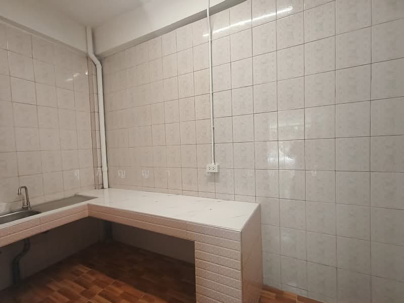 For Sale - Townhouse for sale, Wang Thong Thani, Rangsit, Lam Luk Ka, Khlong 1 (near Zeer Rangsit), Pathum Thani