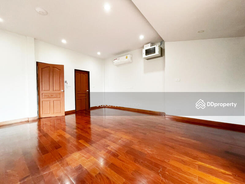 For Sale - Chonlada Bangbuathong, Nonthaburi