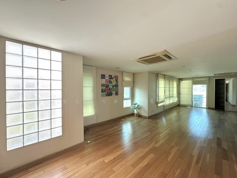 บ้านเดี่ยว ใกล้ มหาวิทยาลัยเกษตรศาสตร์, กรุงเทพ, เสนานิคม, จตุจักร, กรุงเทพ, 450 ตร.ม., บ้านเดี่ยว ให้เช่า, โดย ปรินทร์ญาดา ชิณโชติ, 11200903 - DDproperty.com