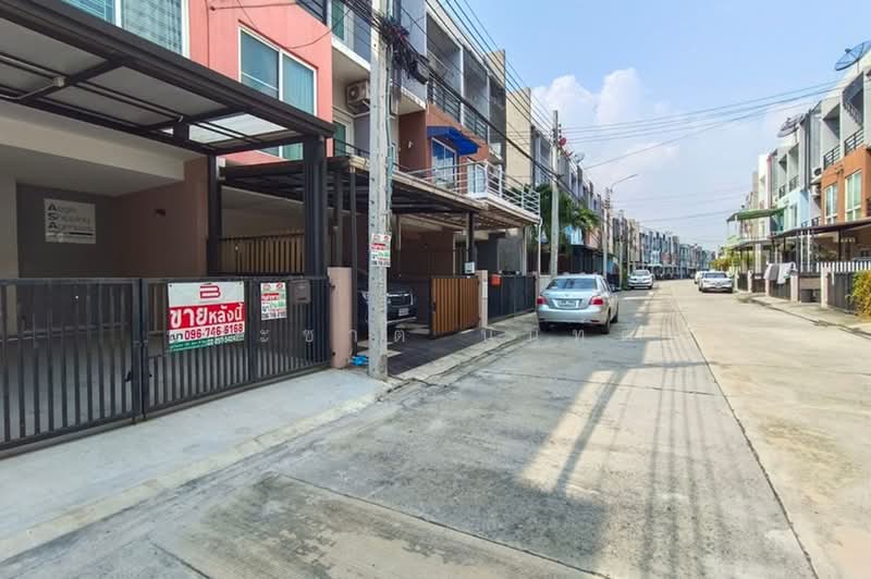 ทาวน์โฮม หมู่บ้าน กรีนิช รามอินทรา เนื้อที่ 21.9 ตรว. แขวงคันนายาว เขตคันนายาว, Bangkok, Khan Na Yao, Bangkok, 4 Bedrooms, 120 sqm, Townhouse For Sale, by ชนะชาติ นนท์ตา, 11201115 - DDproperty.com