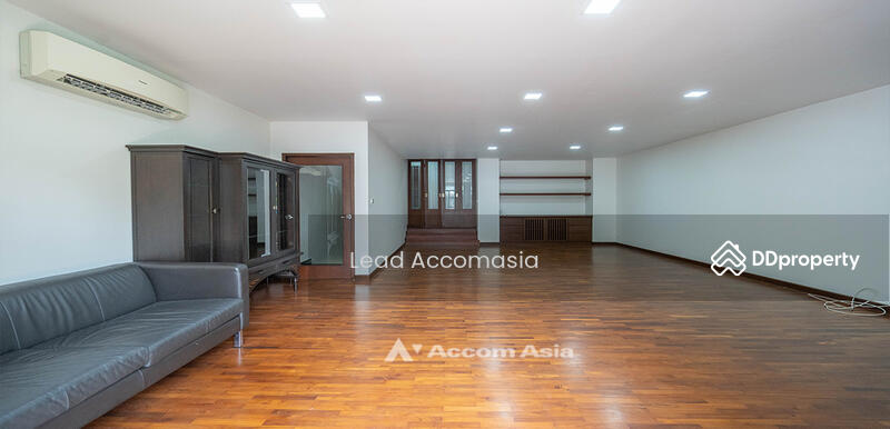 ให้เช่า - 2 Bedrooms Townhouse for Rent in Sukhumvit, Bangkok near BTS Phrom Phong (110107), กรุงเทพ