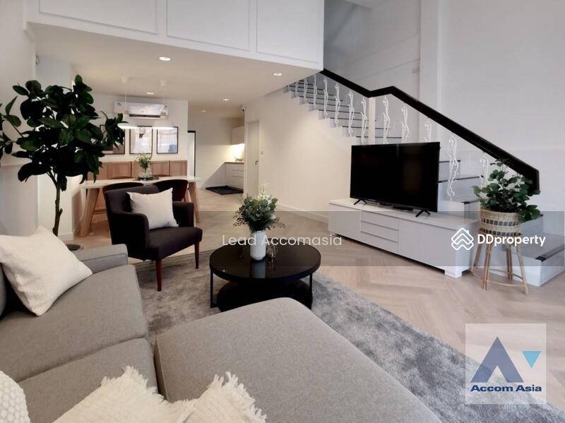 4 Bedrooms Townhouse for Sale and Rent in Sukhumvit, Bangkok near BTS Phra khanong (AA35303), กรุงเทพ, บางจาก, พระโขนง, กรุงเทพ, 245 ตร.ม., ทาวน์เฮ้าส์ ให้เช่า, โดย Accom Asia, 11203239 - DDproperty.com