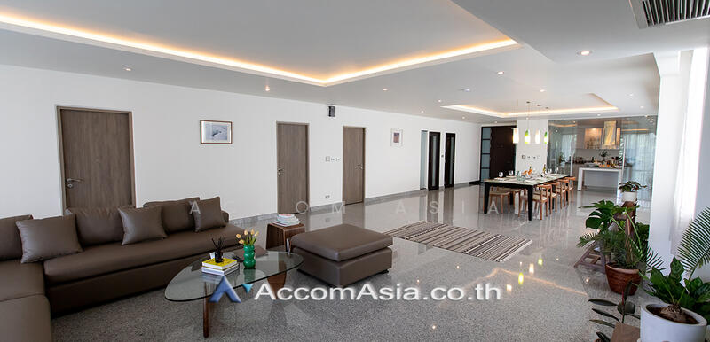 For Rent - 3 Bedrooms Apartment for Rent in Sukhumvit, Bangkok near BTS Phra khanong at Modern Living Style, Bangkok