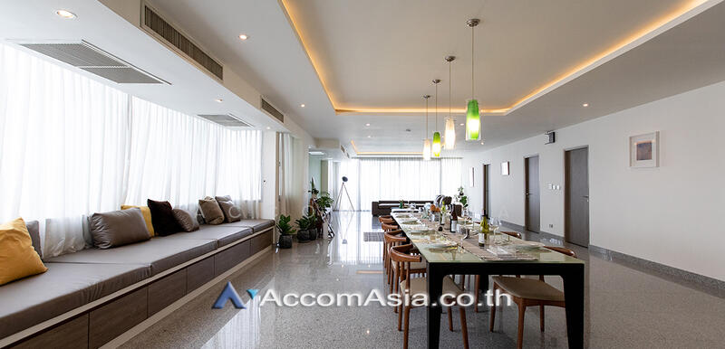 For Rent - 3 Bedrooms Apartment for Rent in Sukhumvit, Bangkok near BTS Phra khanong at Modern Living Style, Bangkok