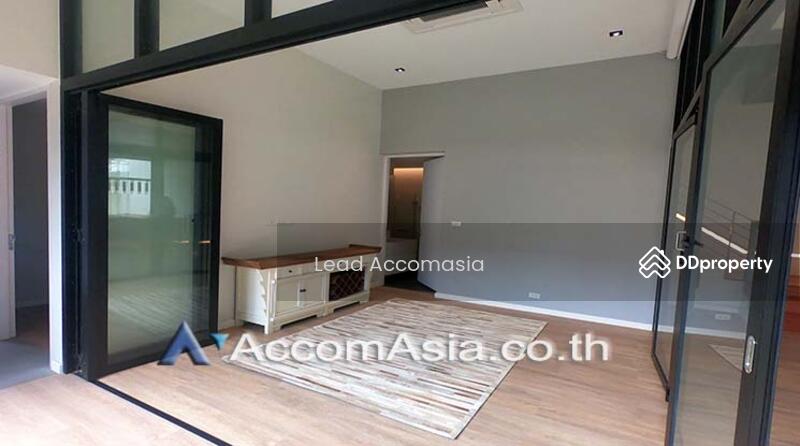 3 Bedrooms House for Rent in Sukhumvit, Bangkok near BTS Ekkamai (AA25876), Bangkok, Khlong Tan Nua, Watthana, Bangkok, 3 Bedrooms, 280 sqm, Single Detached House For Rent, by Accom Asia, 11203821 - DDproperty.com