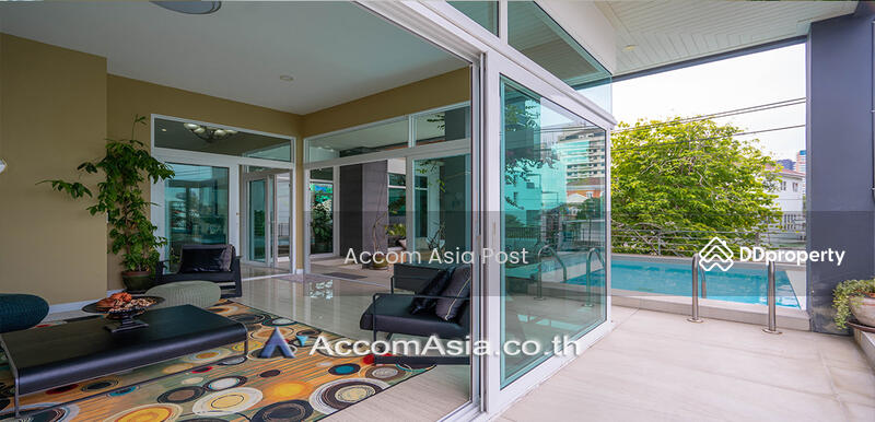 ขาย - House for Sale and Rent in Sukhumvit, Bangkok near BTS Ekkamai (AA19942), กรุงเทพ