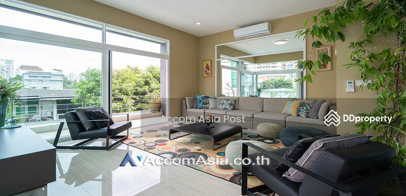 ขาย - House for Sale and Rent in Sukhumvit, Bangkok near BTS Ekkamai (AA19942), กรุงเทพ