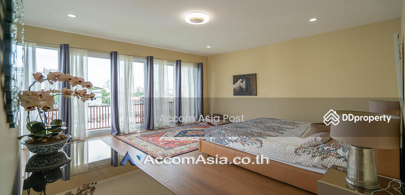 ขาย - House for Sale and Rent in Sukhumvit, Bangkok near BTS Ekkamai (AA19942), กรุงเทพ