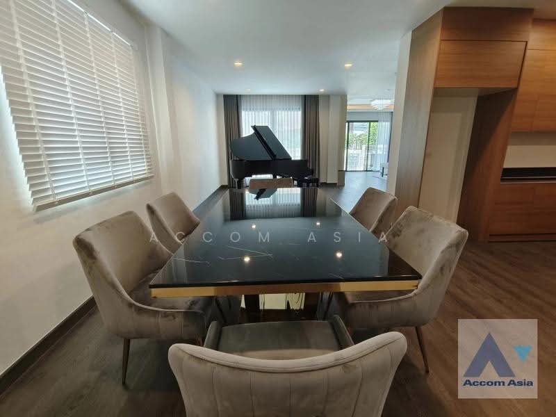 House for Sale and Rent in Sukhumvit, Bangkok near BTS Phra khanong (AA35280), Bangkok, Khlong Tan Nua, Watthana, Bangkok, 4 Bedrooms, 330 sqm, Single Detached House For Sale, by Accom Asia, 11205141 - DDproperty.com