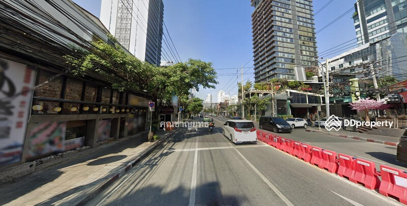 For Sale - ทาวน์โฮม ในซอยสุขุมวิท 49, Bangkok