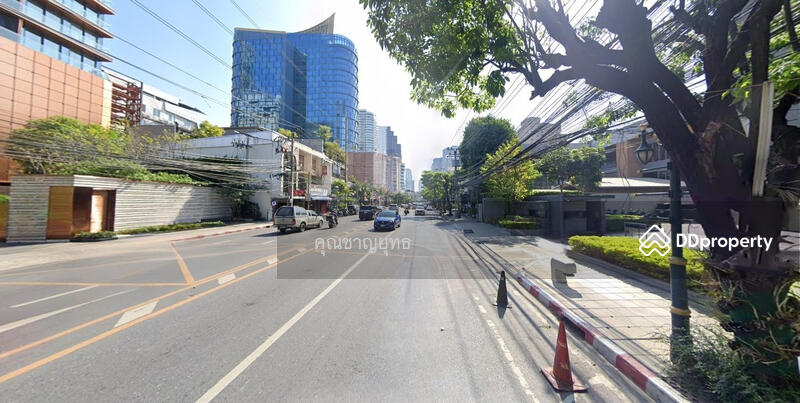 For Sale - ทาวน์โฮม ในซอยสุขุมวิท 49, Bangkok