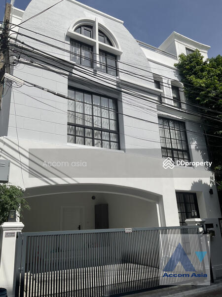 5 Bedrooms Townhouse for Sale and Rent in Sukhumvit, Bangkok near BTS Ekkamai (AA18461), Bangkok, Khlong Tan Nua, Watthana, Bangkok, 4 Bedrooms, 350 sqm, Townhouse For Rent, by Accom Asia, 11207131 - DDproperty.com