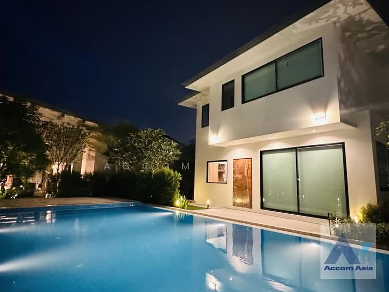 | 4 Bedrooms House for Rent in Sukhumvit, Bangkok near BTS Phra khanong (AA33915), Bangkok, Phra Kanong Nua, Watthana, Bangkok, 4 Bedrooms, 400 sqm, Single Detached House For Rent, by Accom Asia, 11208291 - DDproperty.com