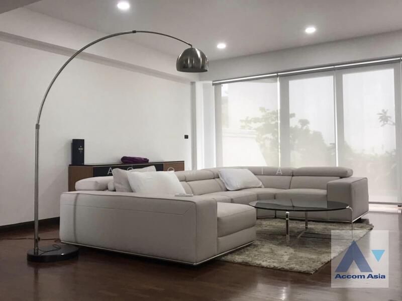 ให้เช่า - 3 Bedrooms Townhouse for Sale and Rent in Sukhumvit, Bangkok near BTS Thong Lo at Townhouse in Suk, กรุงเทพ