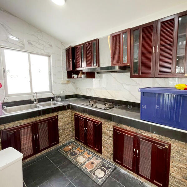 For Sale - โกลเด้น ทาวน์ รัตนาธิเบศร์ - สถานีรถไฟฟ้าบางพลู, Nonthaburi