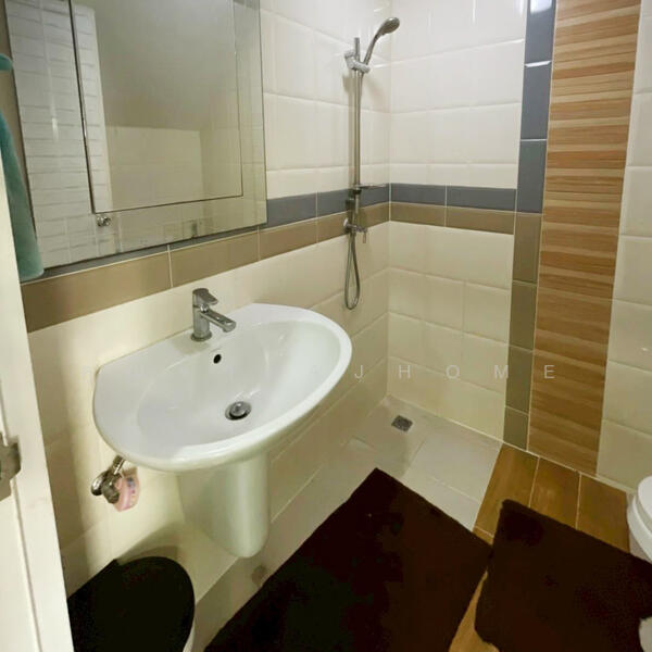 For Sale - โกลเด้น ทาวน์ รัตนาธิเบศร์ - สถานีรถไฟฟ้าบางพลู, Nonthaburi